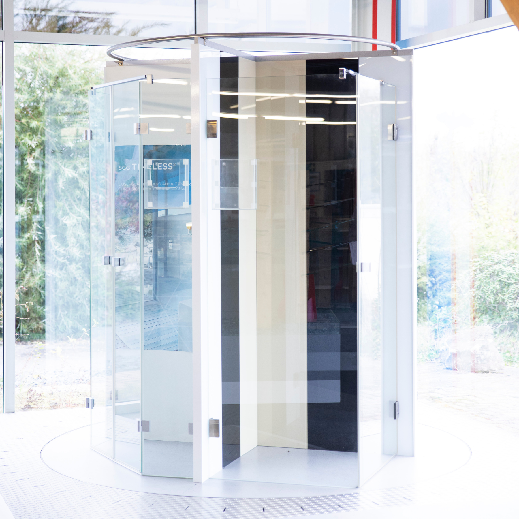 Glastüren – Offenheit und modernes Design